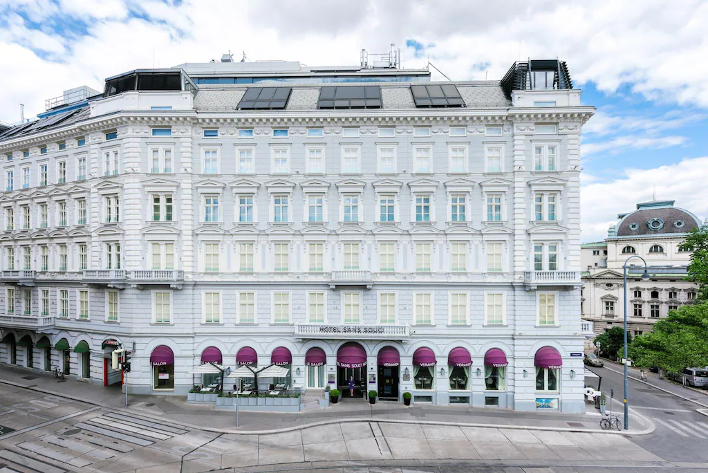 فندق سانز سوتشي فيينا